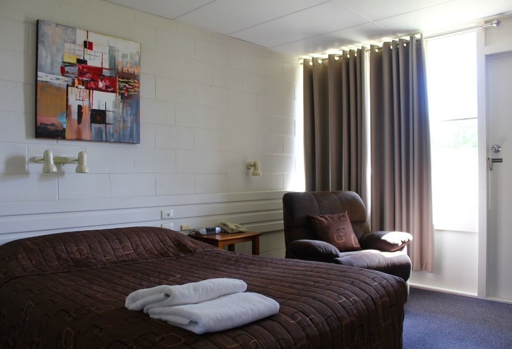 Motel Carnarvon Roma Exterior photo